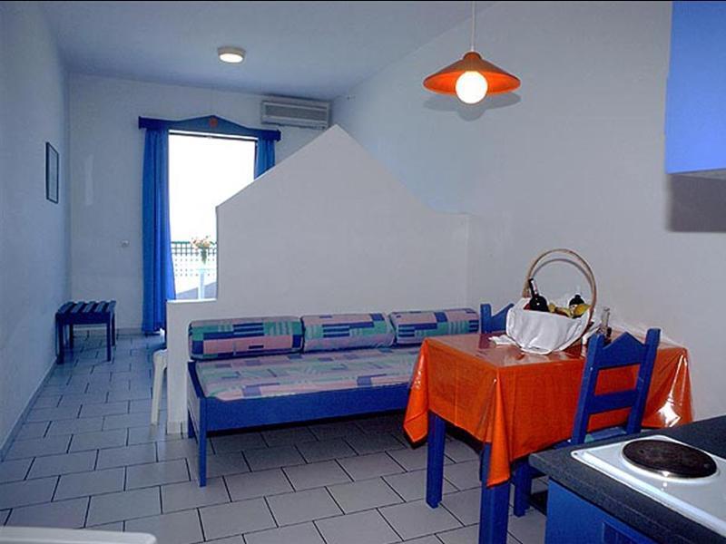 Flisvos Beach (Adults Only) Apartamento Rethymno Exterior foto