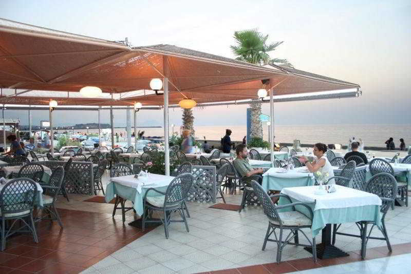Flisvos Beach (Adults Only) Apartamento Rethymno Exterior foto
